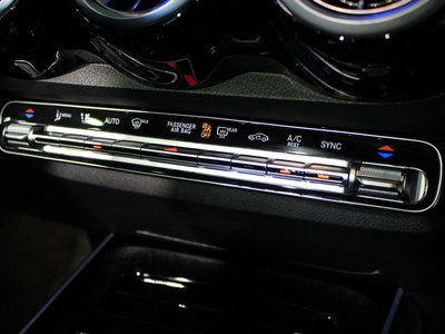 2025 Mercedes-BENZ GLB 缩略图 22
