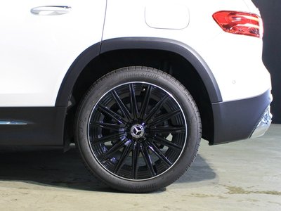 2025 Mercedes-BENZ GLB 缩略图 42