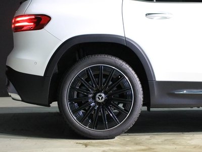 2025 Mercedes-BENZ GLB 缩略图 43