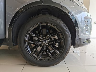 LAND ROVER DISCOVERY SPORT - 9