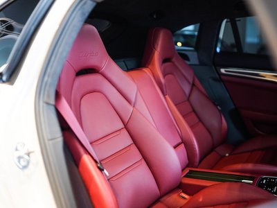 صورة مصغرة 47 لـ 2018 Porsche PANAMERA
