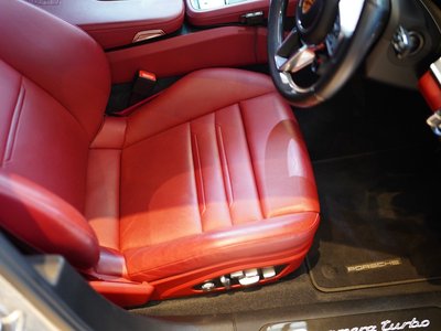 صورة مصغرة 16 لـ 2018 Porsche PANAMERA