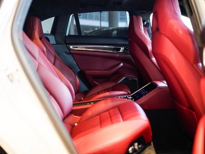 صورة مصغرة 49 لـ 2018 Porsche PANAMERA