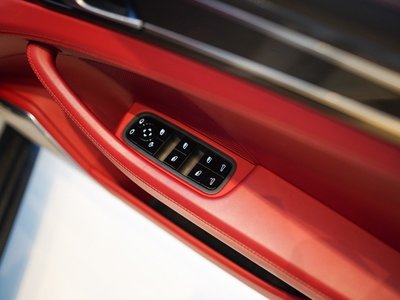 صورة مصغرة 52 لـ 2018 Porsche PANAMERA