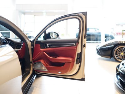 صورة مصغرة 20 لـ 2018 Porsche PANAMERA