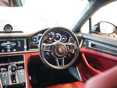 صورة مصغرة 21 لـ 2018 Porsche PANAMERA