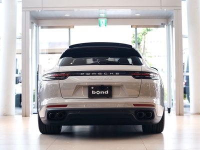 صورة مصغرة 11 لـ 2018 Porsche PANAMERA