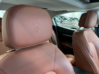 صورة مصغرة 11 لـ 2021 Maserati GHIBLI