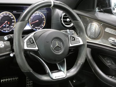 MERCEDES-BENZ E-CLASS - 9