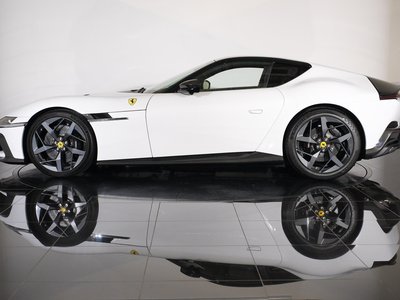 2025 Ferrari 12 CILINDRI 缩略图 21