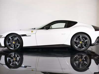 2025 Ferrari 12 CILINDRI 缩略图 22