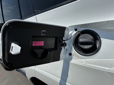 صورة 32 لـ 2025 Lexus GX