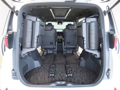 صورة مصغرة 22 لـ 2023 Toyota ALPHARD
