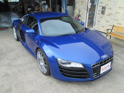 AUDI R8 - 8