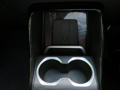 2025 BMW X2 — миниатюра 28