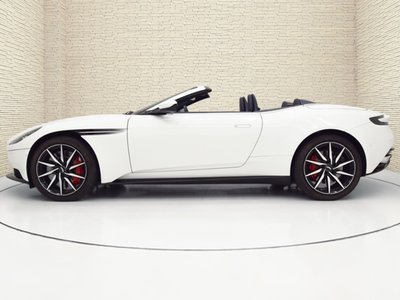 ASTON MARTIN DB11 VOLANTE - 6