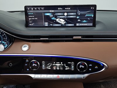 2023 Genesis GV70 — миниатюра 19