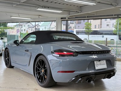 صورة 10 لـ 2024 Porsche 718