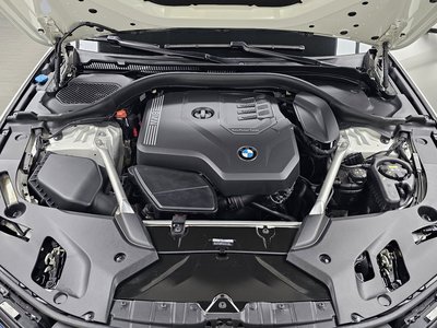صورة 7 لـ 2023 BMW 5 SERIES