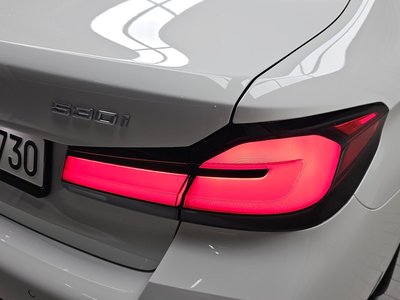 صورة 10 لـ 2023 BMW 5 SERIES