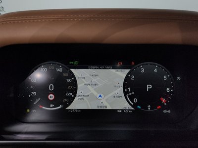 LAND ROVER DEFENDER - 8