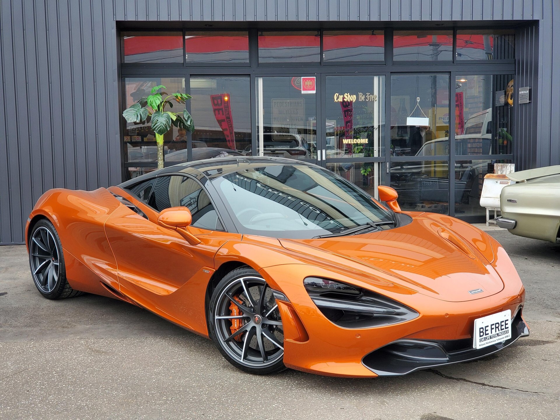 MCLAREN 720S - View 1