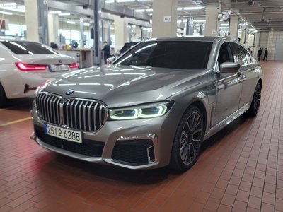 BMW 7 SERIES - 1