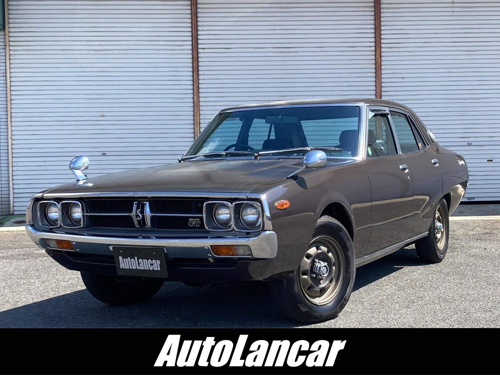 NISSAN SKYLINE - View 1