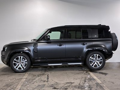 LAND ROVER DEFENDER - 9
