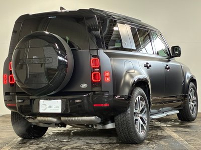 LAND ROVER DEFENDER - 6