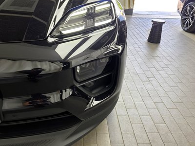 PORSCHE MACAN - 9