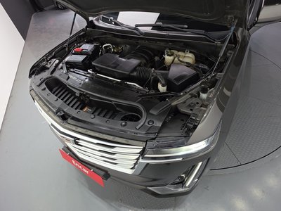 CADILLAC ESCALADE - 7