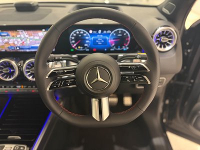 MERCEDES-BENZ GLB - 9
