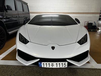 LAMBORGHINI HURACAN