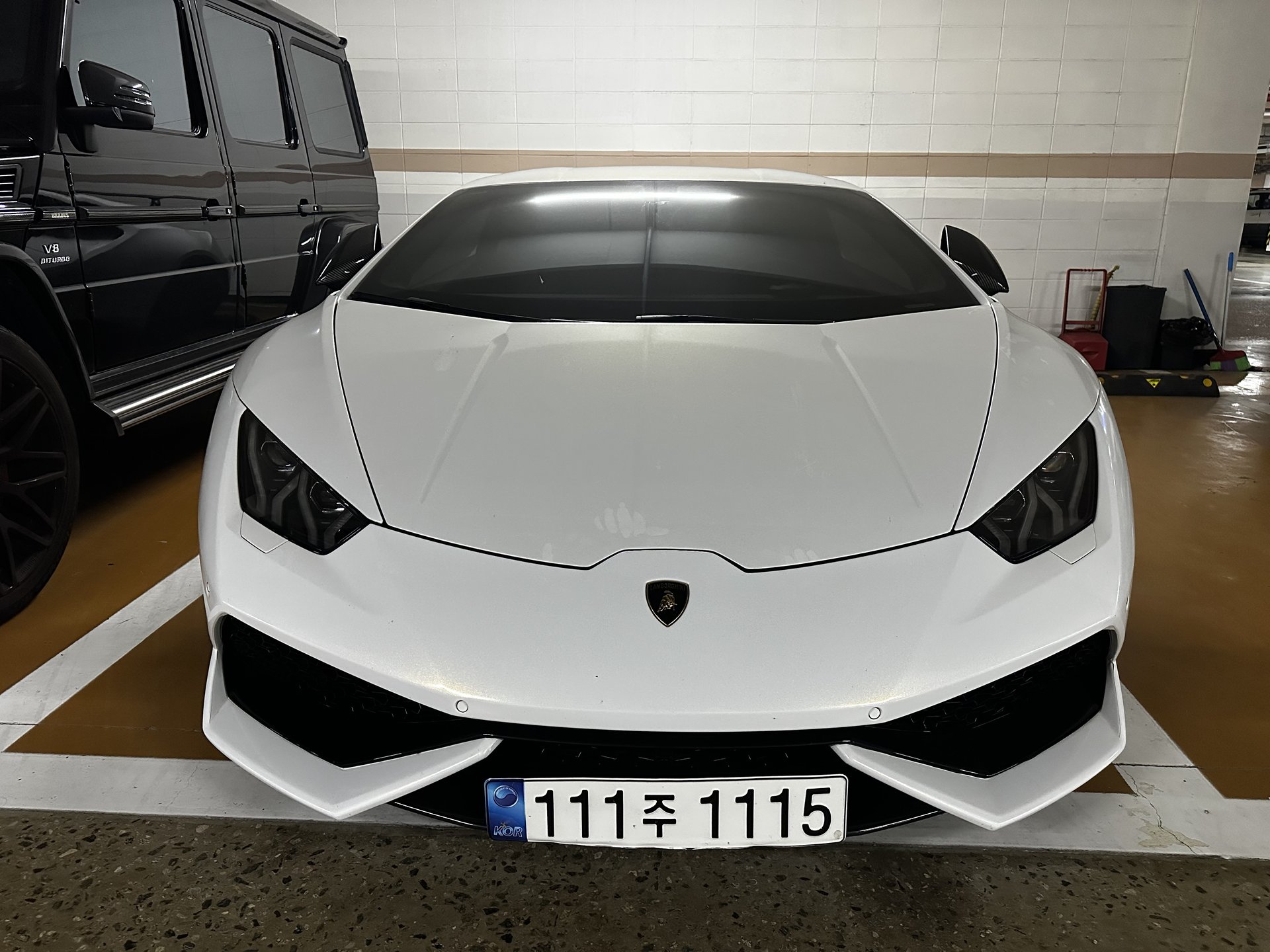 LAMBORGHINI HURACAN - View 1