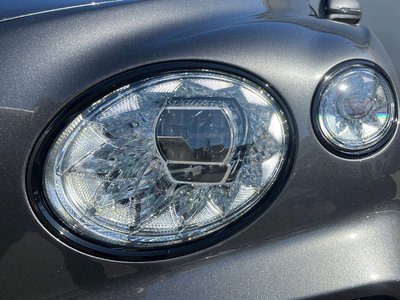 BENTLEY BENTAYGA - 9
