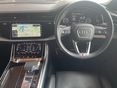 AUDI Q7 - 2