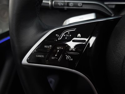 2025 Mercedes-BENZ GLE — миниатюра 23