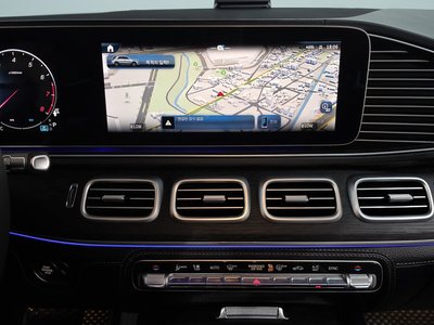 2025 Mercedes-BENZ GLE — миниатюра 19