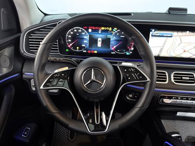 2025 Mercedes-BENZ GLE — миниатюра 18