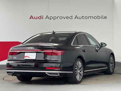 AUDI A8 - 8