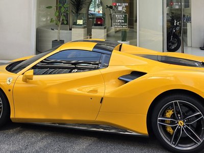 2018 FERRARI 488 SPIDER — фото 7