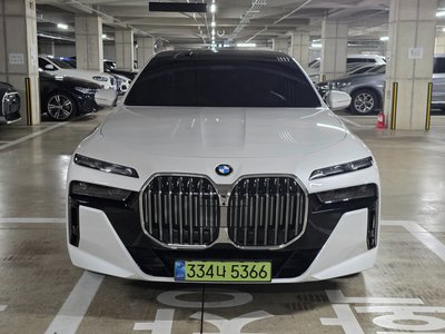 BMW 7 SERIES - 2