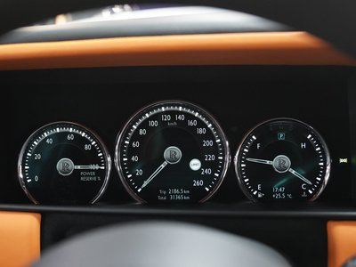 ROLLS-ROYCE CULLINAN - 8