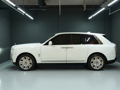 ROLLS-ROYCE CULLINAN - 6