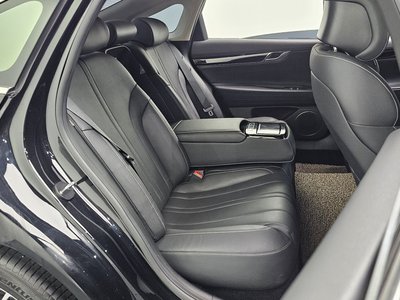 2022 Genesis G80 (RG3) — миниатюра 17