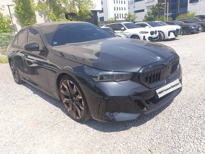 BMW 5 SERIES - 4