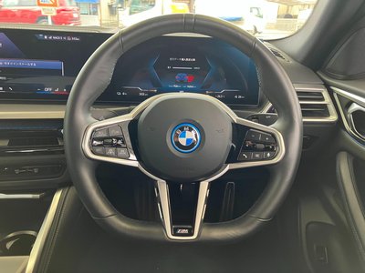 2025 BMW I4 thumbnail 20