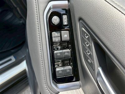 2025 Toyota LAND CRUISER 300 缩略图 17