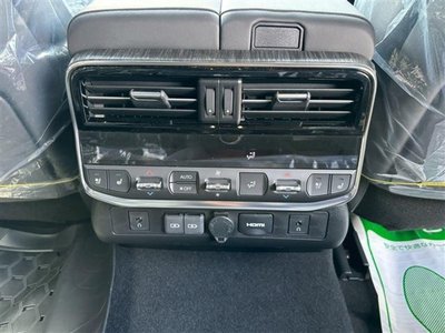2025 Toyota LAND CRUISER 300 缩略图 34